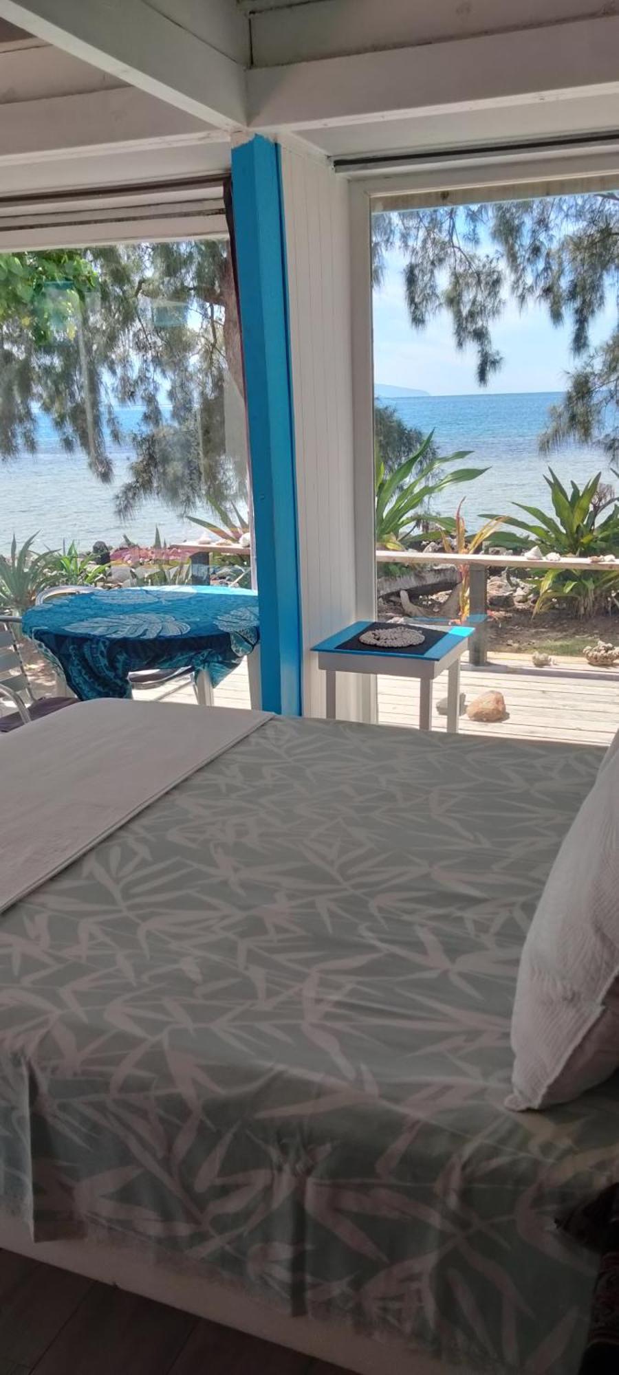 Bungalow Vue Lagon 180 Degre, La Maison Bleue 무레아 외부 사진