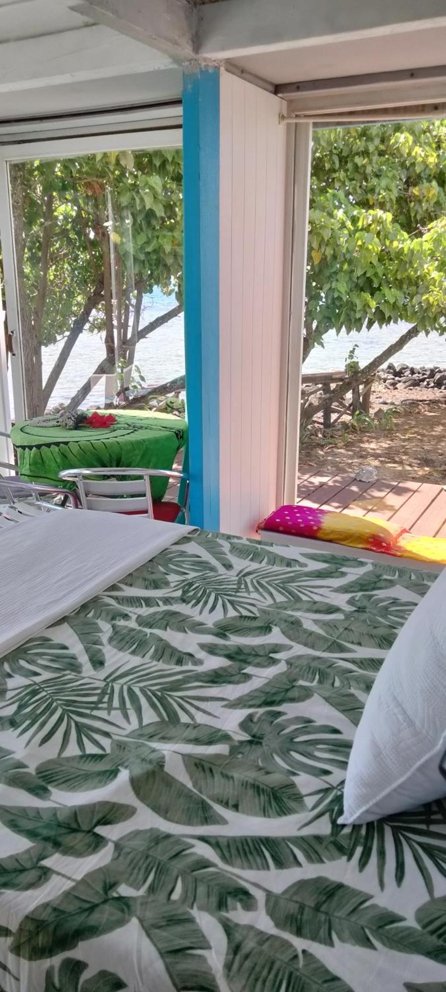 Bungalow Vue Lagon 180 Degre, La Maison Bleue 무레아 외부 사진