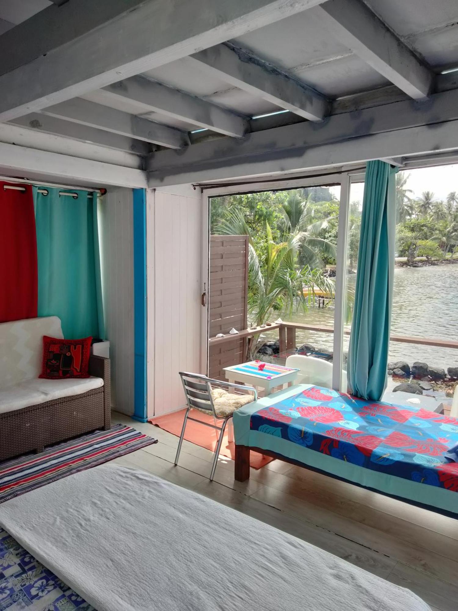 Bungalow Vue Lagon 180 Degre, La Maison Bleue 무레아 외부 사진